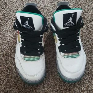 Womens retro jordans